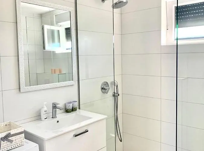 Brand New 3 Bedroom Inara G