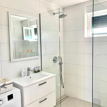 Brand New 3 Bedroom Inara G