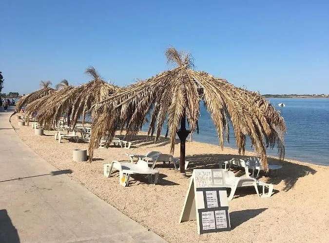 Brand New 3 Bedroom Inara G Apartament Nin